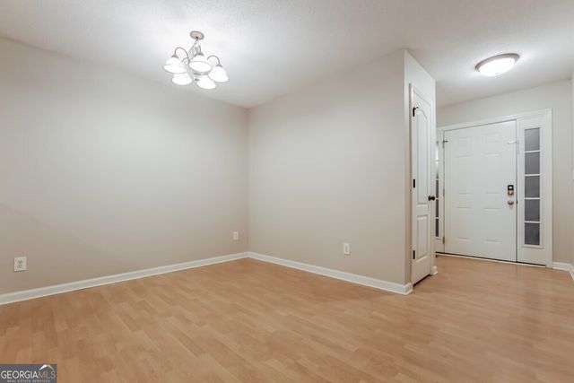 107 Springwater Trace, Woodstock, GA 30188