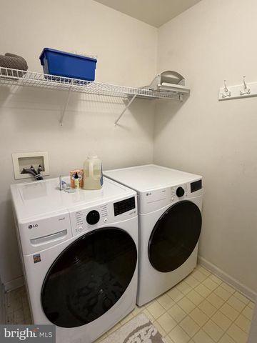 6156 MANCHESTER PARK CIR, Alexandria, VA 22310