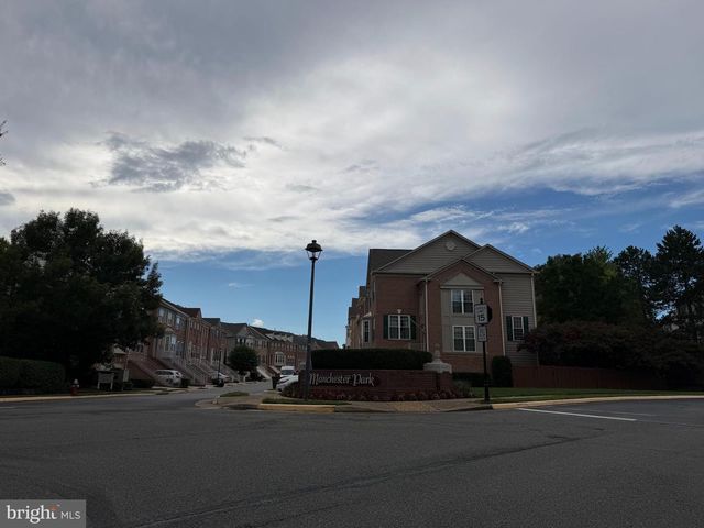 6156 MANCHESTER PARK CIR, Alexandria, VA 22310