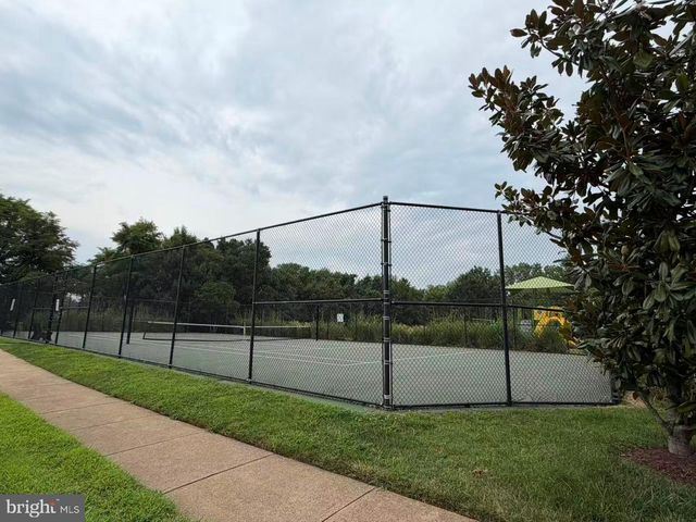 6156 MANCHESTER PARK CIR, Alexandria, VA 22310