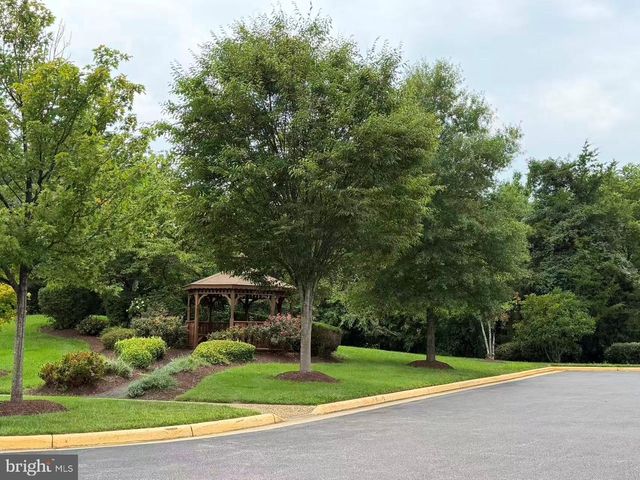 6156 MANCHESTER PARK CIR, Alexandria, VA 22310