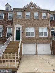6156 MANCHESTER PARK CIR, Alexandria, VA 22310