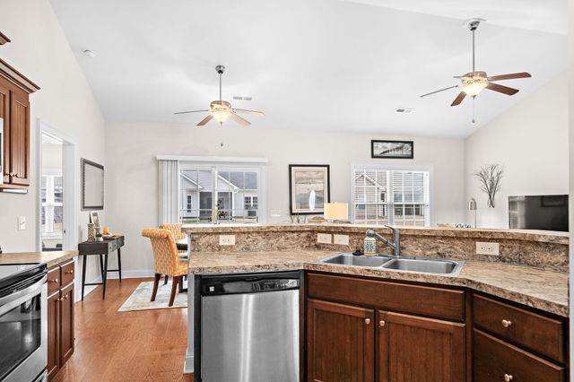 221 Cupola Dr., Longs, SC 29568