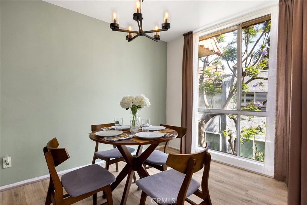 Image 12 of property listing at 5875 Doverwood Drive 309, Culver City, CA 90230