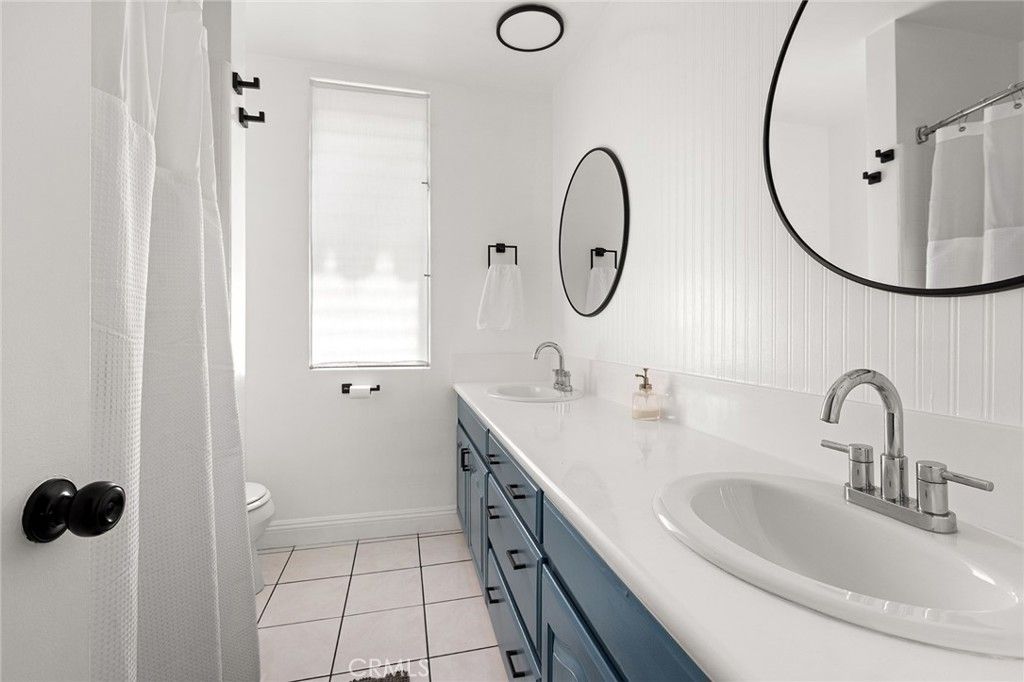 Image 5 of property listing at 5875 Doverwood Drive 309, Culver City, CA 90230