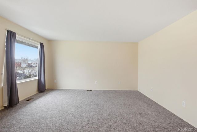 4019 Fordline Road, Lincoln Park, MI 48146