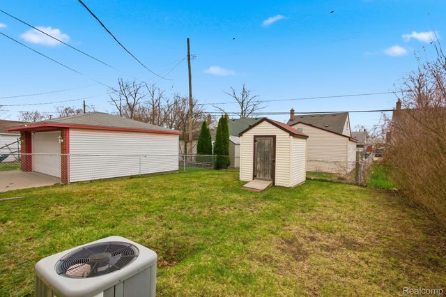 4019 Fordline Road, Lincoln Park, MI 48146