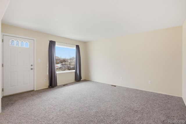 4019 Fordline Road, Lincoln Park, MI 48146