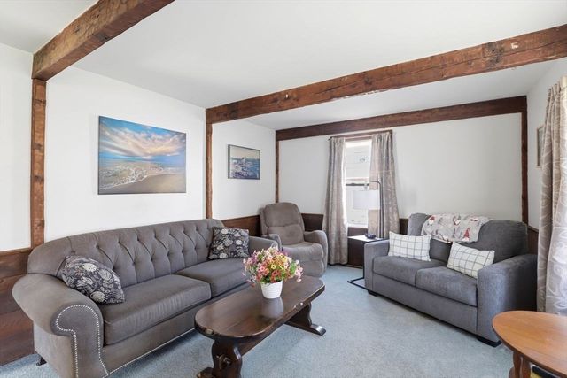 19 Peck Ave, Plymouth, MA 02360