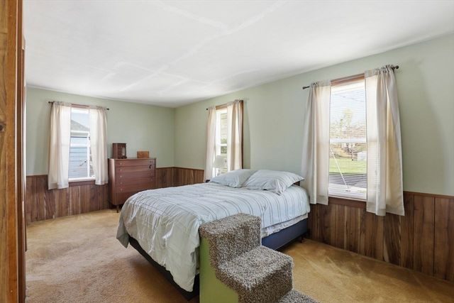 19 Peck Ave, Plymouth, MA 02360