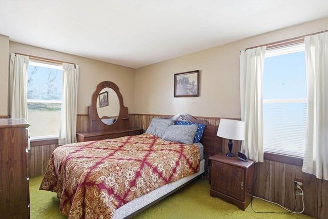 19 Peck Ave, Plymouth, MA 02360