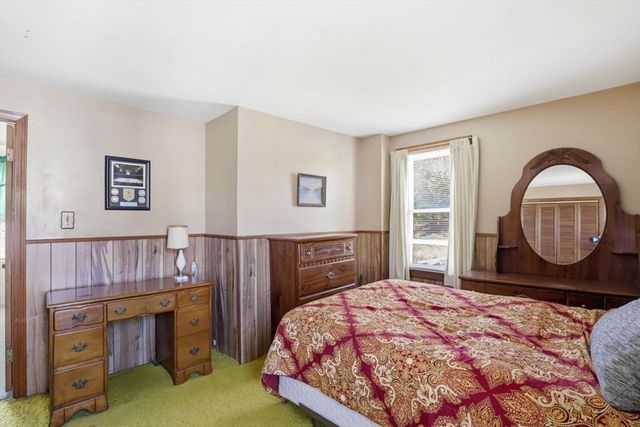 19 Peck Ave, Plymouth, MA 02360