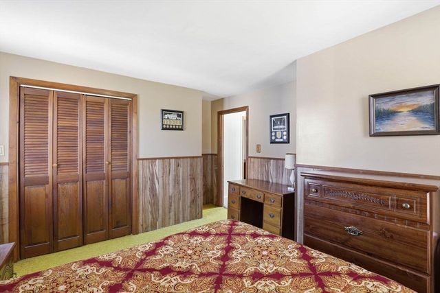 19 Peck Ave, Plymouth, MA 02360