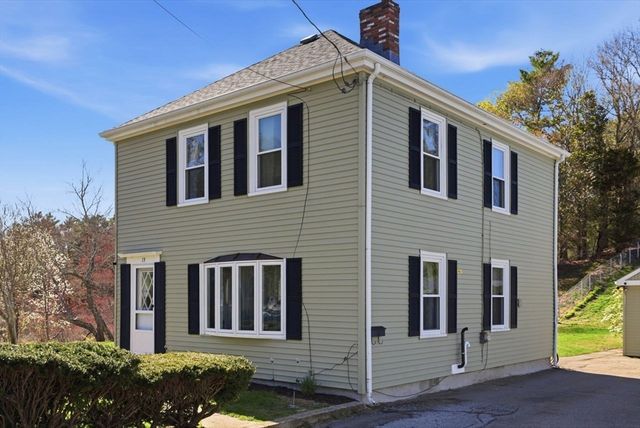 19 Peck Ave, Plymouth, MA 02360