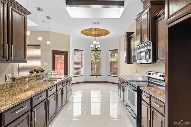 6011 N 46th Lane, Mcallen, TX 78504