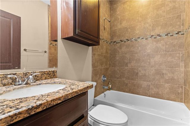 6011 N 46th Lane, Mcallen, TX 78504