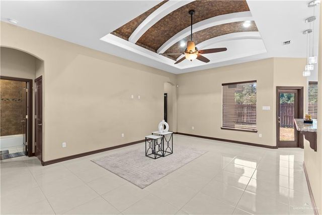 6011 N 46th Lane, Mcallen, TX 78504