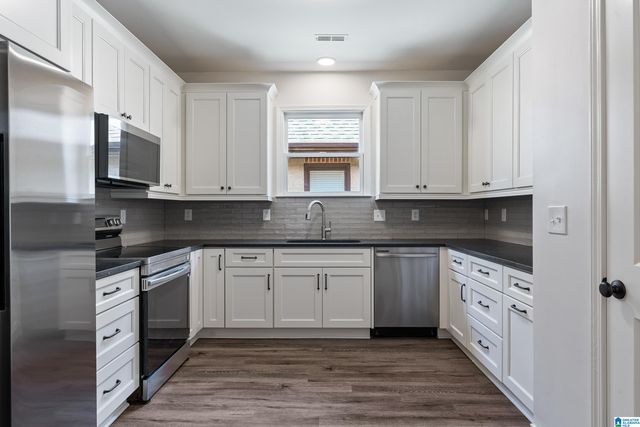 5684 PARK SIDE ROAD, Hoover, AL 35244