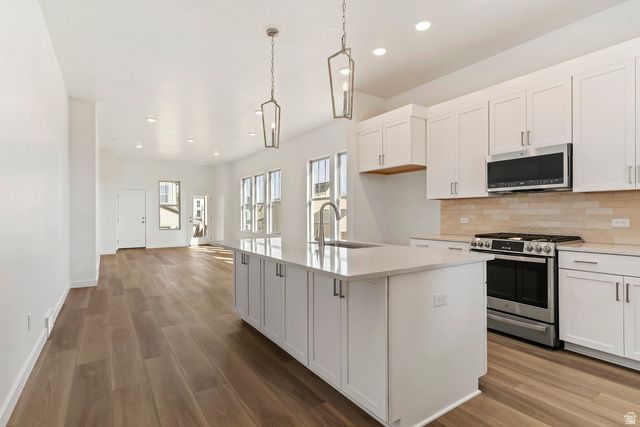 7034 W TERRAINE RD, West Jordan, UT 84081