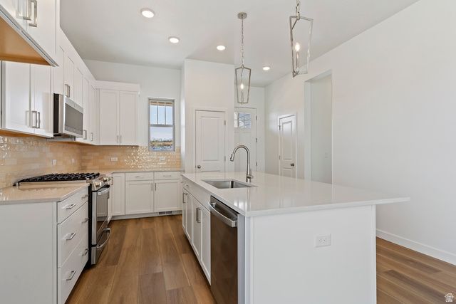 7034 W TERRAINE RD, West Jordan, UT 84081