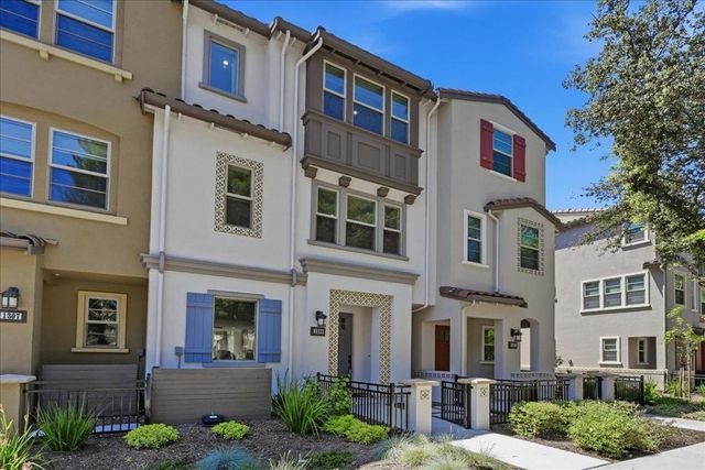 1309 W Middlefield Road, Mountain View, CA 94043