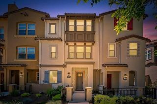 1309 W Middlefield Road, Mountain View, CA 94043