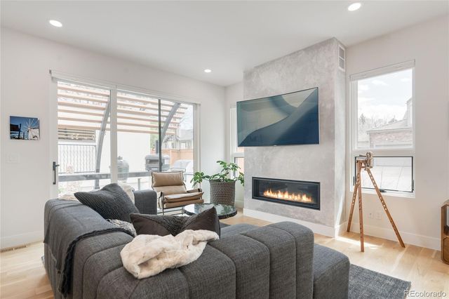 1135 E Virginia Avenue, Denver, CO 80209