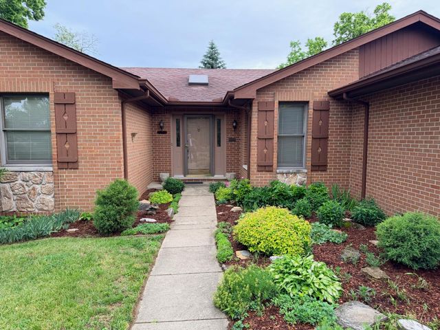 4290 Marcrest Drive, Cincinnati, OH 45211