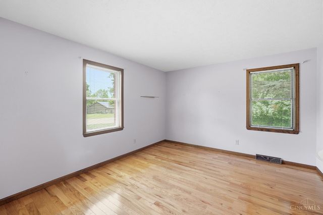 4290 Marcrest Drive, Cincinnati, OH 45211