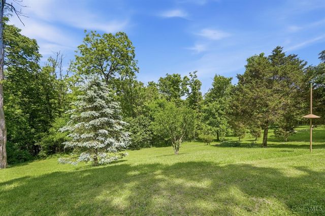 4290 Marcrest Drive, Cincinnati, OH 45211