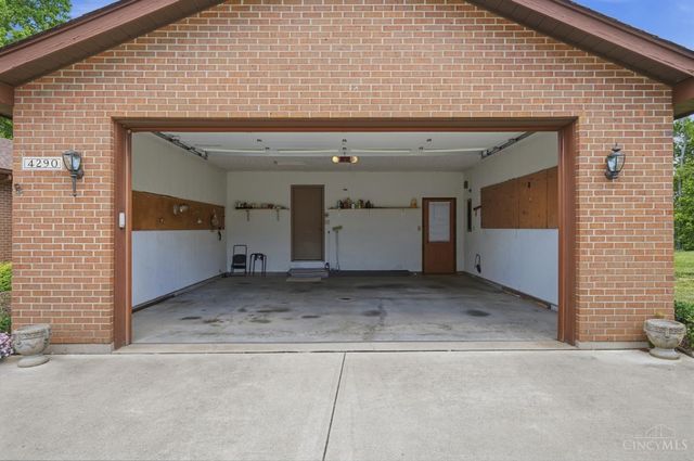 4290 Marcrest Drive, Cincinnati, OH 45211