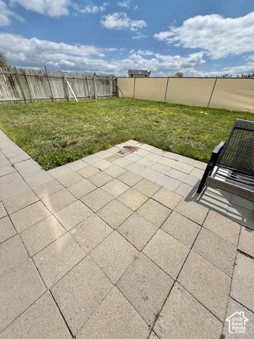 7431 W COPPERVIEW DR, Magna, UT 84044