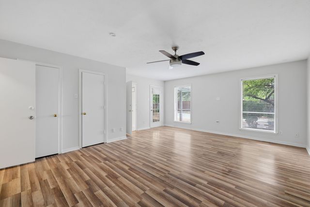 6908 Heatherknoll Drive, Dallas, TX 75248