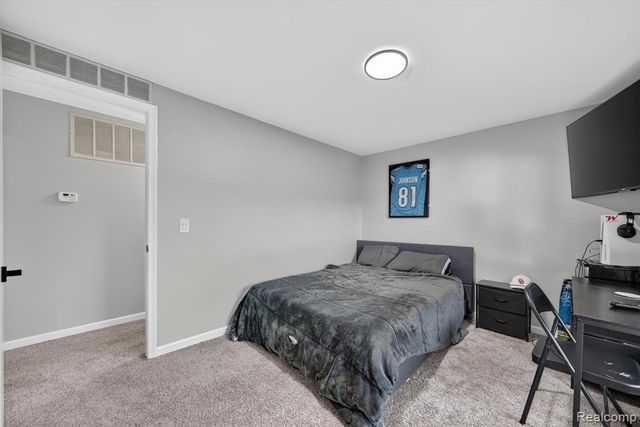 51116 S Foster Road, New Baltimore, MI 48047
