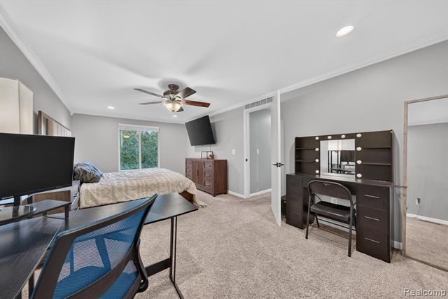 51116 S Foster Road, New Baltimore, MI 48047