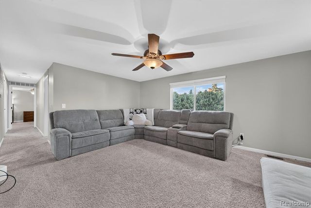 51116 S Foster Road, New Baltimore, MI 48047