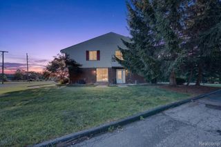 51116 S Foster Road, New Baltimore, MI 48047