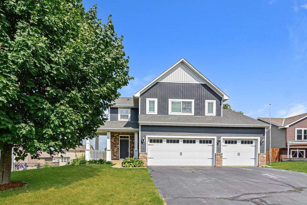 820 10th Avenue NE, Lonsdale, MN 55046 — exterior