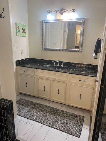 1720 Prestonwood Drive, Arlington, TX 76012