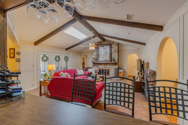 1720 Prestonwood Drive, Arlington, TX 76012