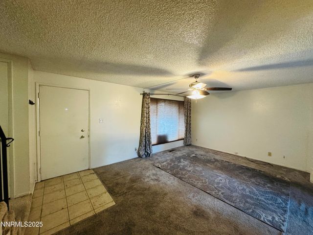 801 Woodglen Drive APT 2, Sparks, NV 89434