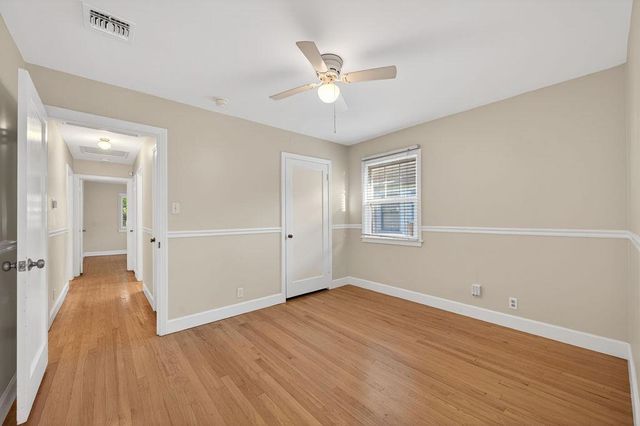 94 46th St, Sacramento, CA 95819