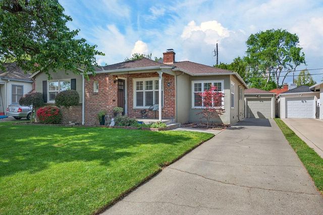 94 46th St, Sacramento, CA 95819