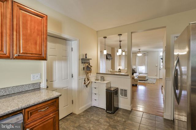 518 RIDGE ST, Emmaus, PA 18049