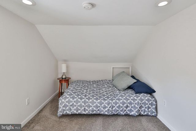 518 RIDGE ST, Emmaus, PA 18049