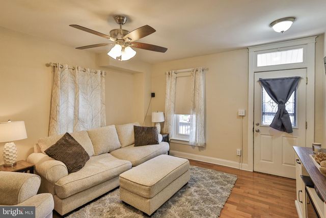 518 RIDGE ST, Emmaus, PA 18049