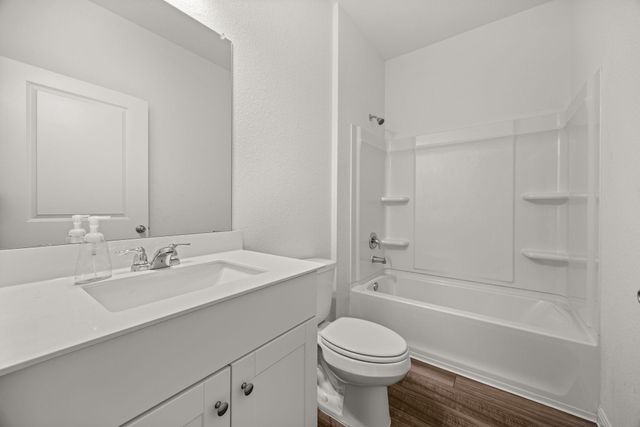 704 Gemsbok DR, Hutto, TX 78634