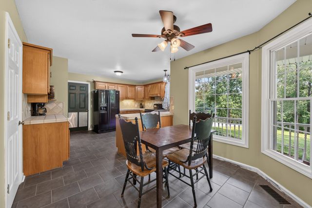 3450 Chapmans Cir, Palmyra, TN 37142