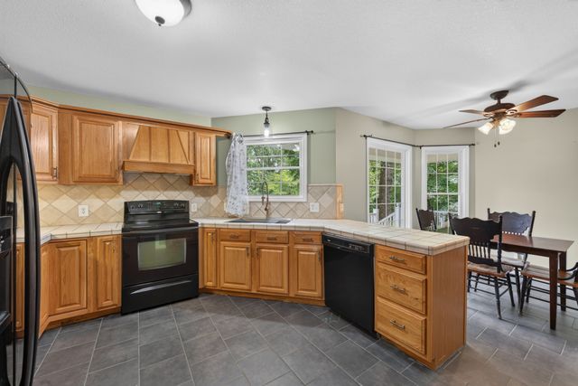 3450 Chapmans Cir, Palmyra, TN 37142