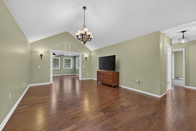 3450 Chapmans Cir, Palmyra, TN 37142